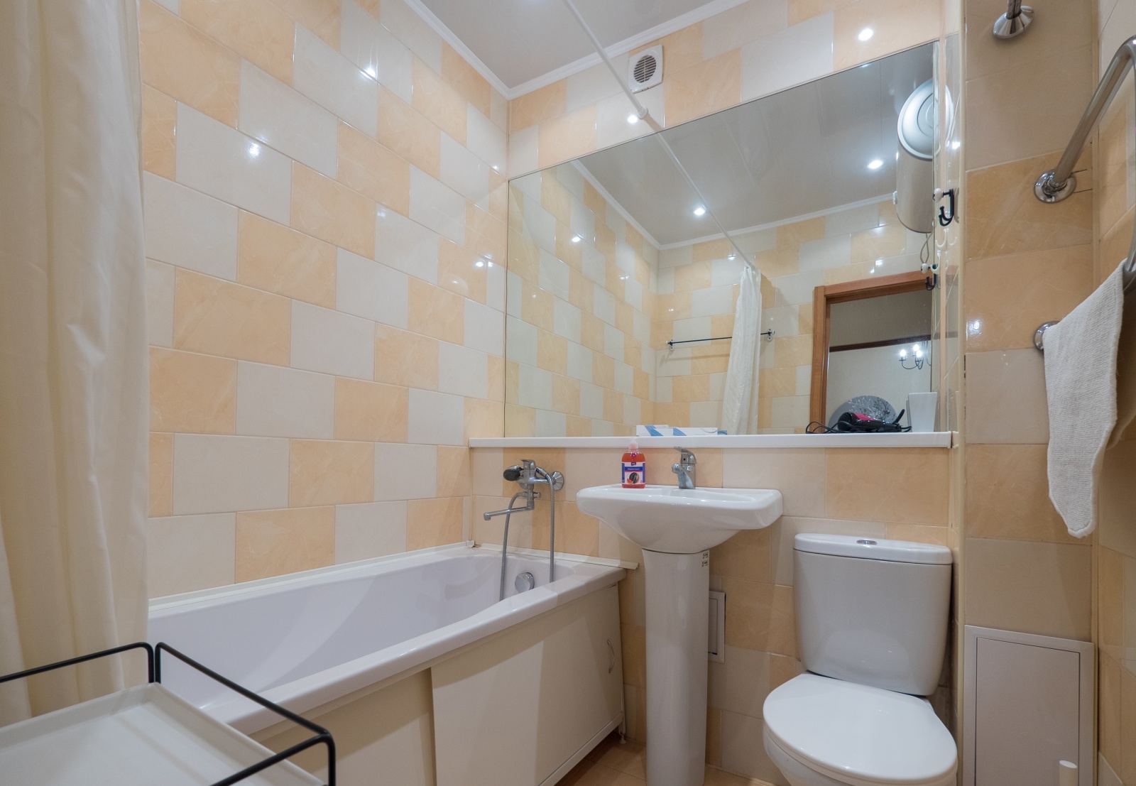 OK! Hotel на Розы Люксембург 19