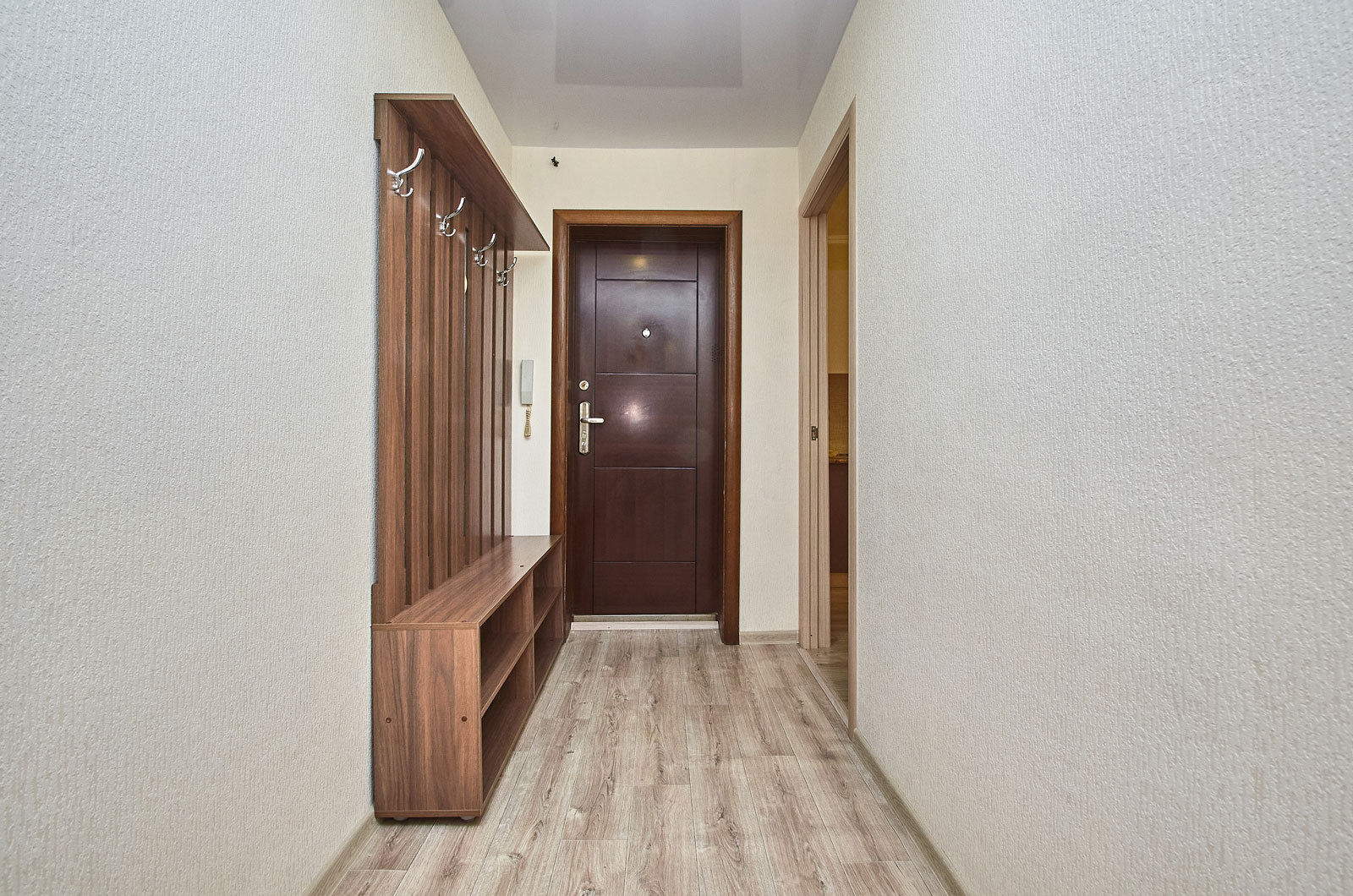 3к квартира, ул. Советская 105, Лагерный сад