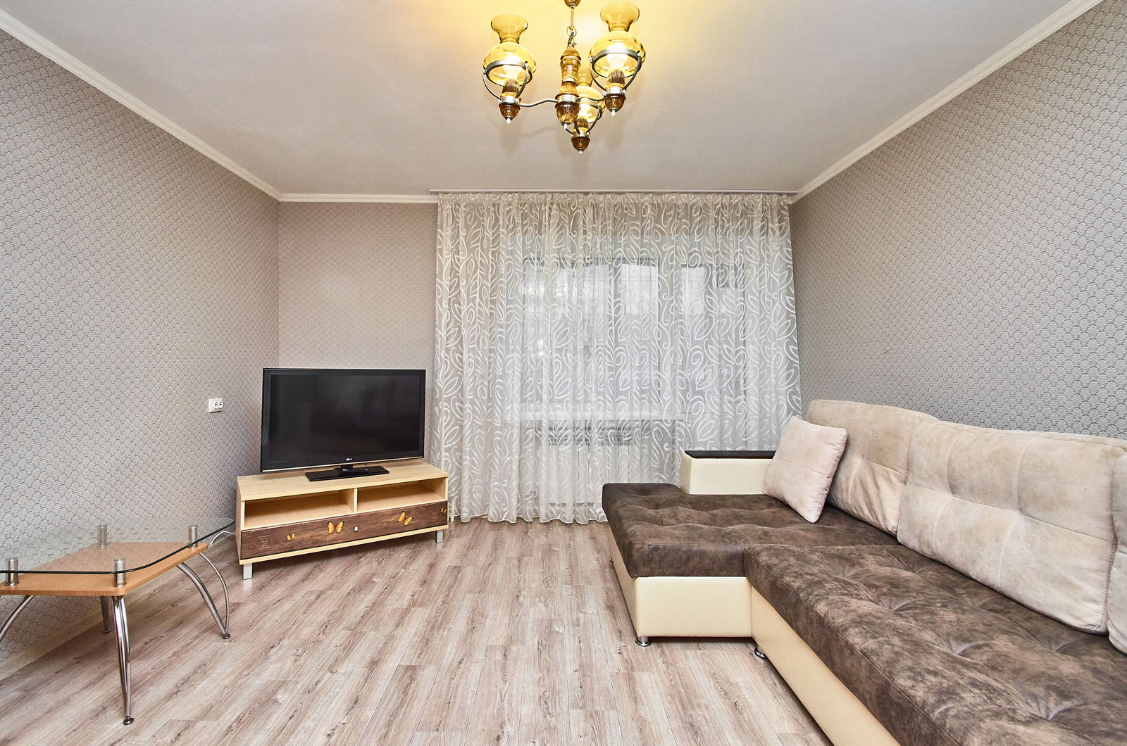 3к квартира, ул. Советская 105, Лагерный сад